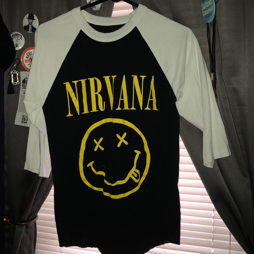 3/4 sleeve shirt